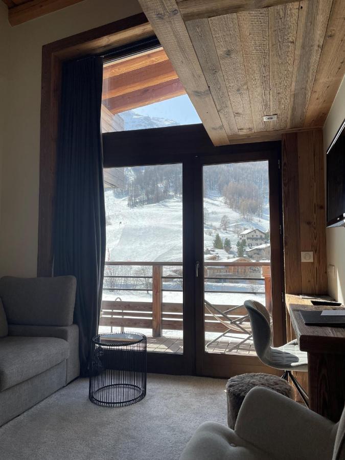 Hotel La Toviere วาลดีแซร์ ภายนอก รูปภาพ