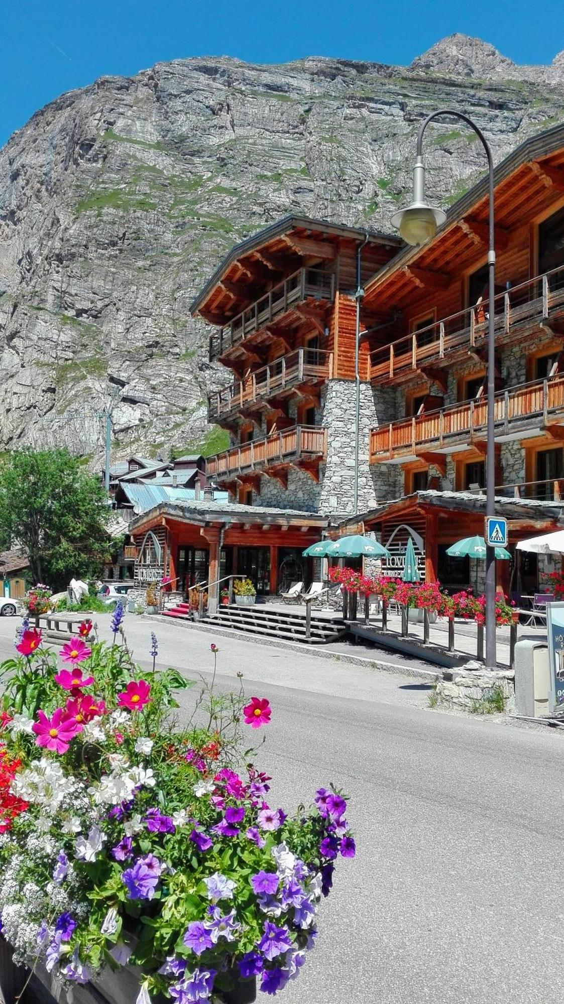 Hotel La Toviere วาลดีแซร์ ภายนอก รูปภาพ